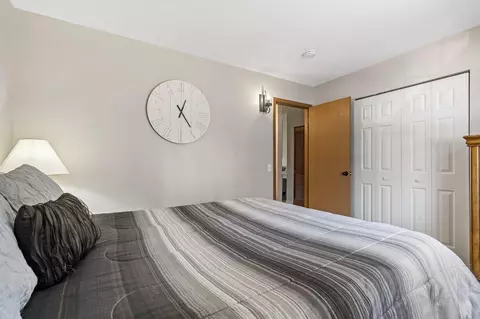 Bedroom - 26 Fall Creek Trl #5, Branson, MO 65616 photo 3 of 5