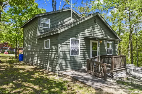 4027 Buckeye Rd, Merriam Woods, MO 65740