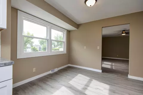 3626 S Brunswick Ave, Springfield, MO 65809 photo 13