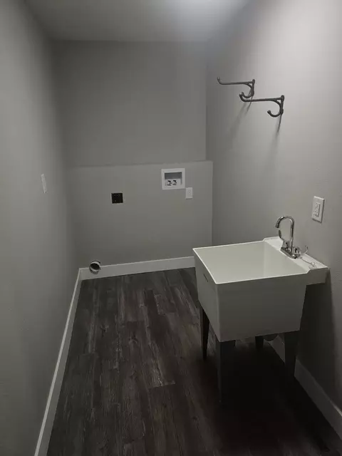 Other - 313 E Grant St, Clever, MO 65631 photo 3 of 5