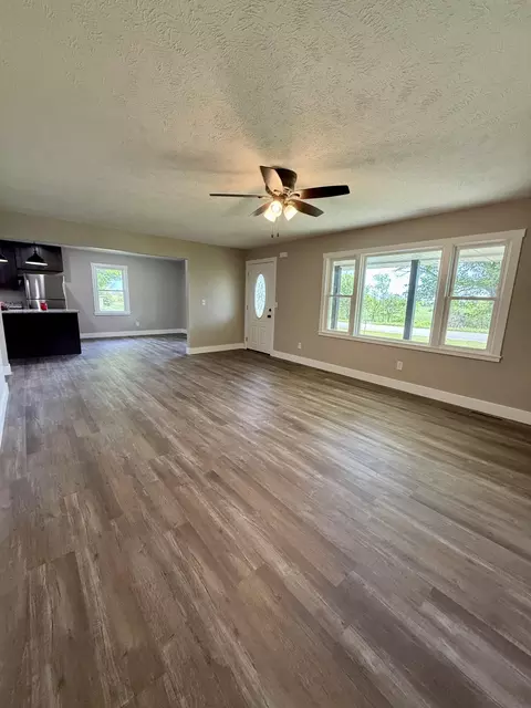 Living - 313 E Grant St, Clever, MO 65631 photo 2 of 2