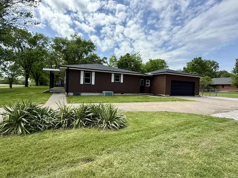 Exterior - 313 E Grant St, Clever, MO 65631 photo 4 of 5