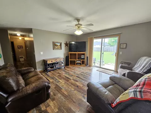 Living - 211 Arrowhead Rd, Willard, MO 65781 photo 1 of 4