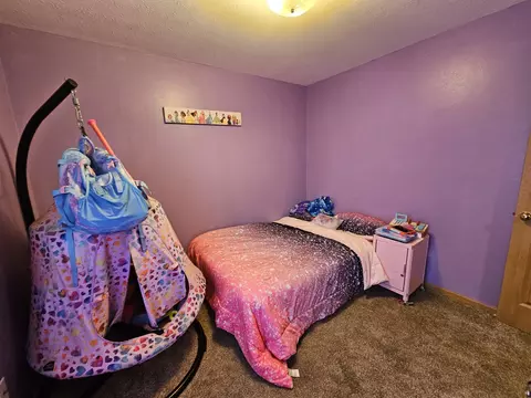 Bedroom - 211 Arrowhead Rd, Willard, MO 65781 photo 4 of 6