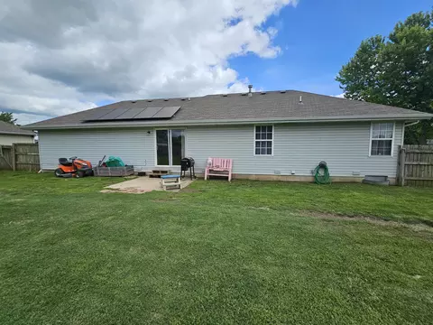 Exterior - 211 Arrowhead Rd, Willard, MO 65781 photo 2 of 8