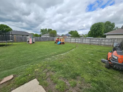 Exterior - 211 Arrowhead Rd, Willard, MO 65781 photo 3 of 8