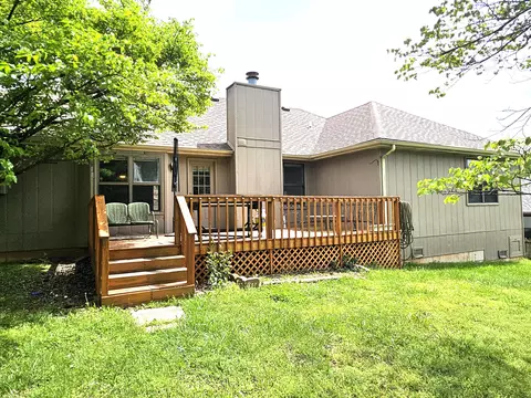Exterior - 2921 E Lark St, Springfield, MO 65804 photo 13 of 15
