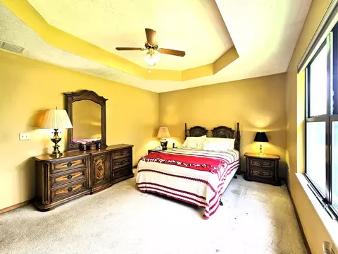 Bedroom - 2921 E Lark St, Springfield, MO 65804 photo 1 of 4