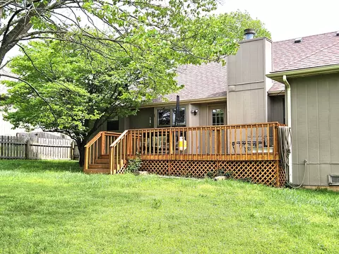 Exterior - 2921 E Lark St, Springfield, MO 65804 photo 12 of 15
