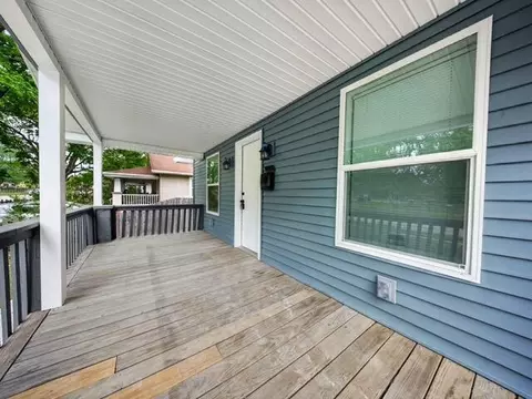 Exterior - 1056 S Jefferson Ave, Springfield, MO 65807 photo 4 of 7