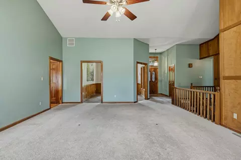 Living - 1915 E Canterbury St, Springfield, MO 65804 photo 4 of 6