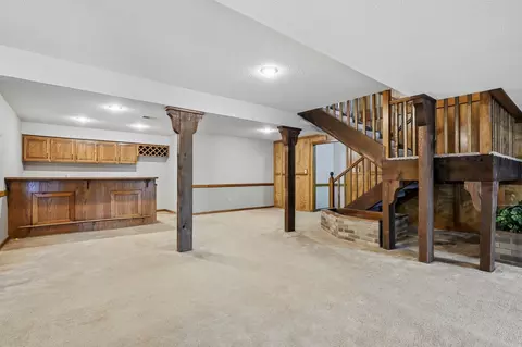 Living - 1915 E Canterbury St, Springfield, MO 65804 photo 5 of 6