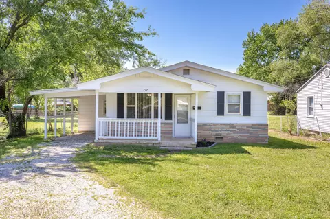 717 N West Ave, Springfield, MO 65802