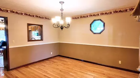Dining - 1502 E Sycamore St, Ozark, MO 65721 photo 1 of 1