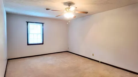 Bedroom - 1502 E Sycamore St, Ozark, MO 65721 photo 5 of 7