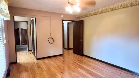Bedroom - 1502 E Sycamore St, Ozark, MO 65721 photo 2 of 7