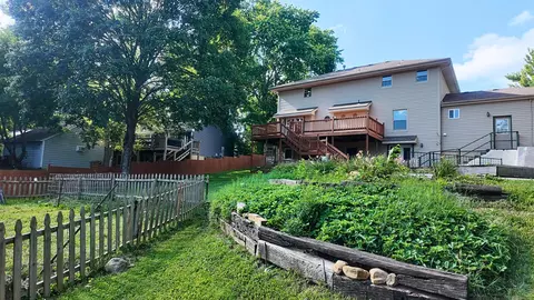 Exterior - 1502 E Sycamore St, Ozark, MO 65721 photo 6 of 12