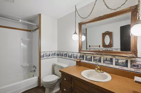 Bath - 1502 E Sycamore St, Ozark, MO 65721 photo 6 of 6