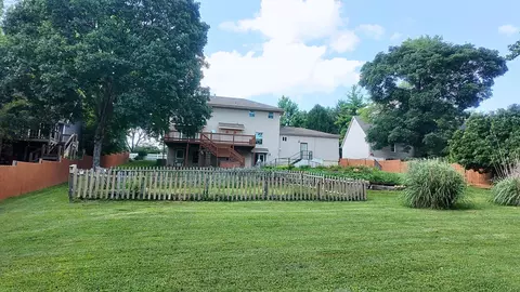 Exterior - 1502 E Sycamore St, Ozark, MO 65721 photo 9 of 12