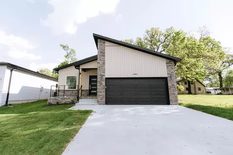 1232 E Paragon Ave, Springfield, MO 65803