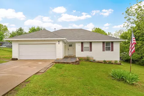 Exterior - 451 S 11th St, Ozark, MO 65721 photo 9 of 9