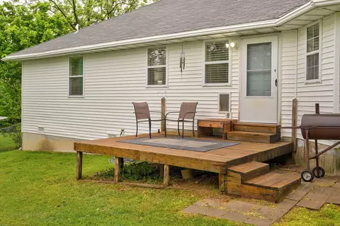 Exterior - 451 S 11th St, Ozark, MO 65721 photo 7 of 9