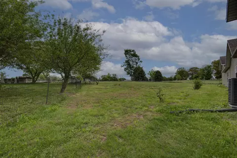 Exterior - 293 Quarry Loop, Sparta, MO 65753 photo 3 of 5