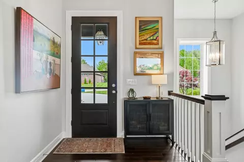 Entry Way - 4702 Cobble Creek Dr, Springfield, MO 65809 photo 2 of 4