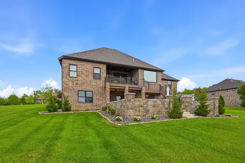 Exterior - 4702 Cobble Creek Dr, Springfield, MO 65809 photo 11 of 12