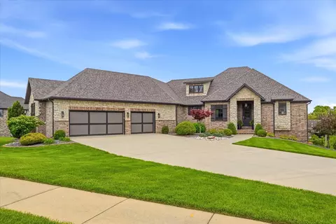 4702 Cobble Creek Dr, Springfield, MO 65809