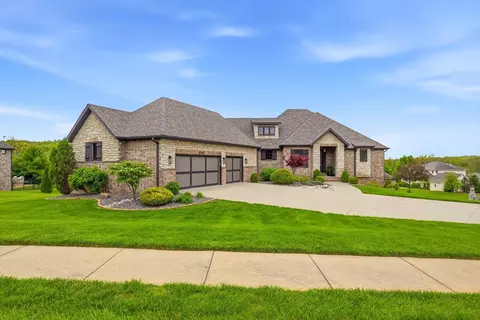 Exterior - 4702 Cobble Creek Dr, Springfield, MO 65809 photo 12 of 12
