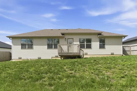Exterior - 108 E Rosalie St, Strafford, MO 65757 photo 6 of 8