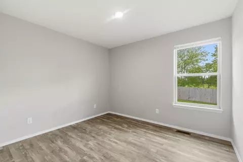 Bedroom - 108 E Rosalie St, Strafford, MO 65757 photo 1 of 1
