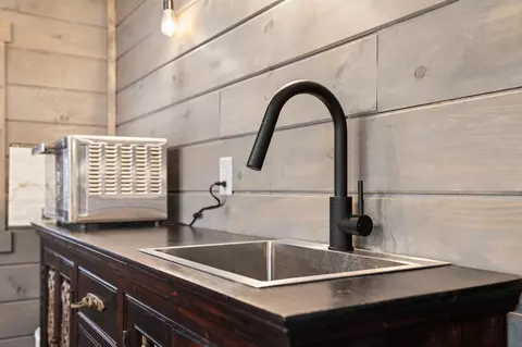 Kitchen - 26809 Apache Ln, Shell Knob, MO 65747 photo 7 of 7