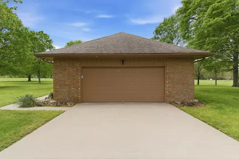 Exterior - 431 N Farm Road 205, Springfield, MO 65802 photo 16 of 24