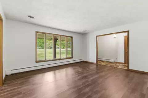 Living - 431 N Farm Road 205, Springfield, MO 65802 photo 7 of 10