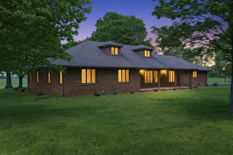 Exterior - 431 N Farm Road 205, Springfield, MO 65802 photo 2 of 24