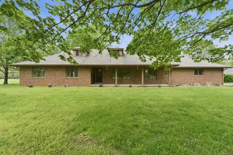 Exterior - 431 N Farm Road 205, Springfield, MO 65802 photo 8 of 24