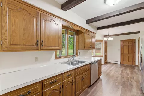 Kitchen - 431 N Farm Road 205, Springfield, MO 65802 photo 2 of 4