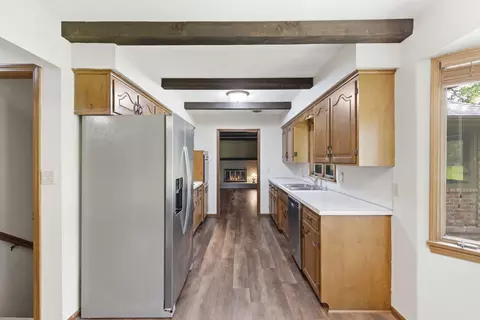 Kitchen - 431 N Farm Road 205, Springfield, MO 65802 photo 3 of 4