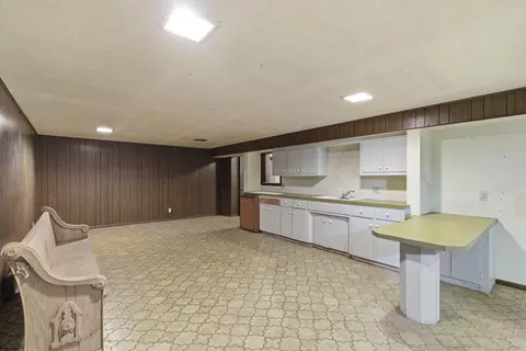 Kitchen - 431 N Farm Road 205, Springfield, MO 65802 photo 4 of 4