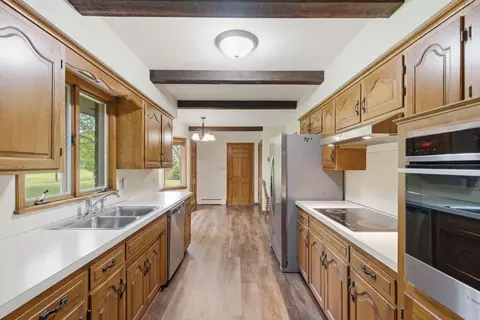 Kitchen - 431 N Farm Road 205, Springfield, MO 65802 photo 1 of 4