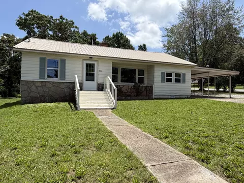 806 N Utah St, West Plains, MO 65775