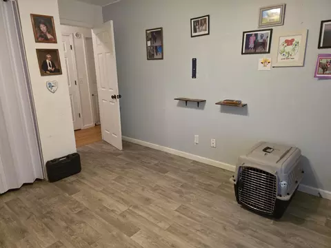 Bedroom - 1511 W Berkeley St, Springfield, MO 65807 photo 1 of 4