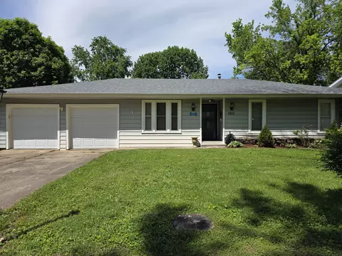 1511 W Berkeley St, Springfield, MO 65807