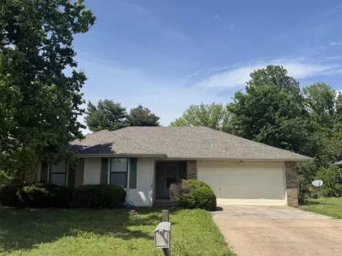 2343 W Roxbury St, Springfield, MO 65807