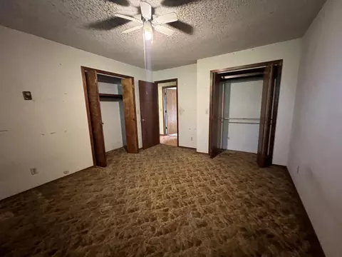 Bedroom - 9720 E State Highway Dd, Strafford, MO 65757 photo 1 of 8