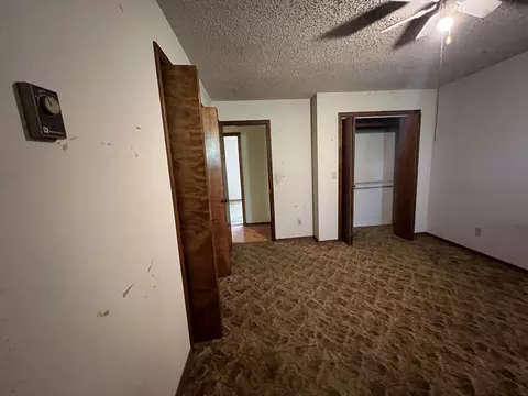 Bedroom - 9720 E State Highway Dd, Strafford, MO 65757 photo 4 of 8