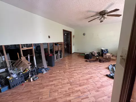 Living - 9720 E State Highway Dd, Strafford, MO 65757 photo 1 of 3