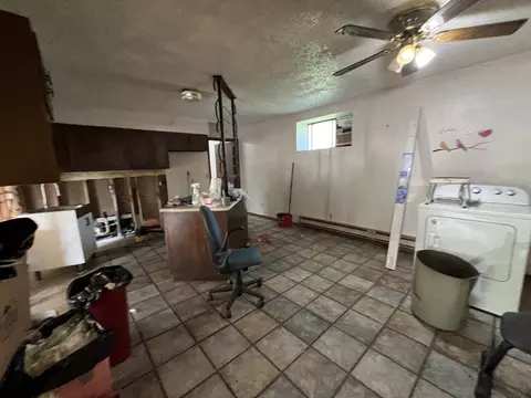 Kitchen - 9720 E State Highway Dd, Strafford, MO 65757 photo 1 of 2